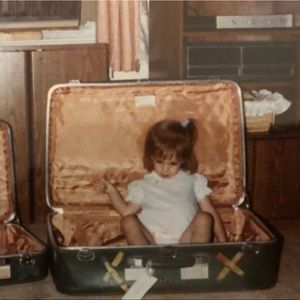 MAKE AN OFFER - I’m happy to give a large discount for bundled items.